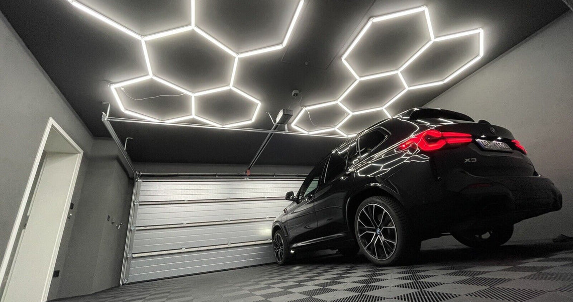 Beste Beleuchtungsidee für Ihre Garage: Hexagon Grid Lighting